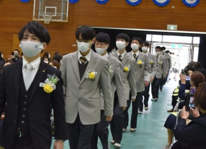 第61回沖学園高等学校卒業証書授与式