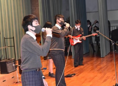 軽音楽部ステージ