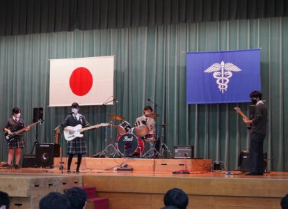 軽音楽部ステージ