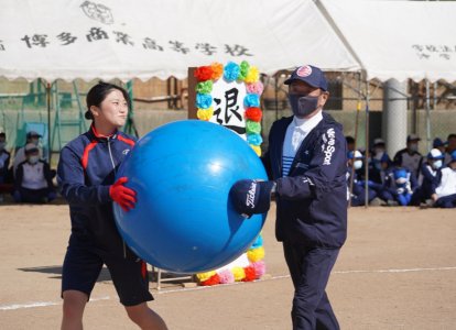 沖隆邦理事長・校長先生