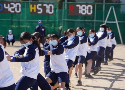 女子の熱い戦い