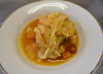 ロールキャベツのトマトスープ煮