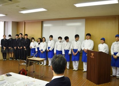 ３年間の集大成としてとても立派な卒業制作発表ができました！よくがんばりました！ありがとうございました！