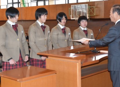 表彰式＜中学柔道部＞<br>福岡市中学校新人柔道大会　女子団体戦　優勝
