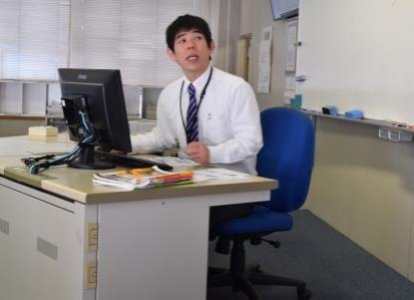 社会総合学科ビジネスコース<br>「ビジネス基礎」藤先生