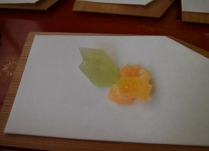 琥珀糖の御菓子は生徒手作りです！