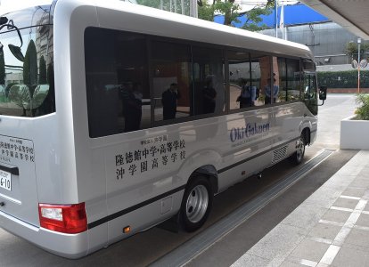 新車マイクロバス