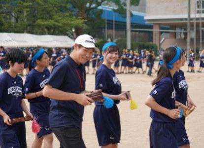 一年生女子と西野先生