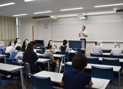 普通科　特進プレミアム・隆徳館コース  <br>国語「評論文の解法」照島先生