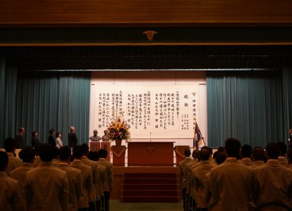 校歌披露