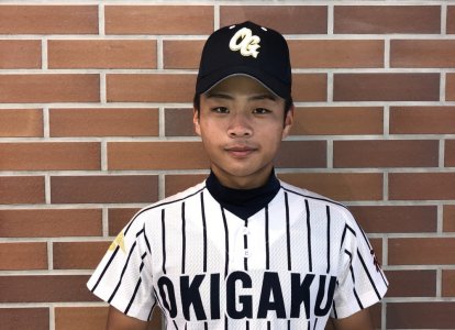 小泉　成亜  １６番　センター