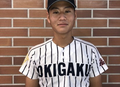 吉田　圭吾  ３番　ファースト