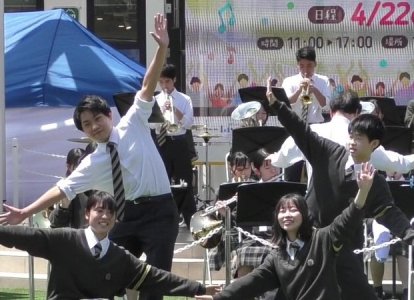 吹奏楽部ららぽーと演奏 (3)
