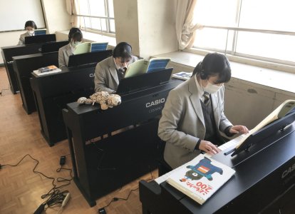 電子ピアノ導入