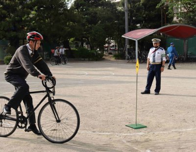交通安全教室・自転車運転免許実技試験を実施しました！