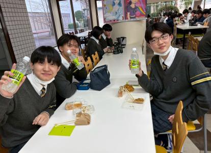 005AC33D-3F23-469E-86B0-21DE556BA911